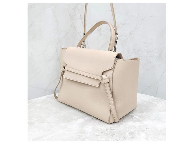 Belt Bag Céline Mini Borsa Cintura in Vitello Martinato Light Taupe - vista 10
