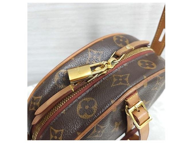 Louis Vuitton Monogram Crossbody Bag - Ansicht 7