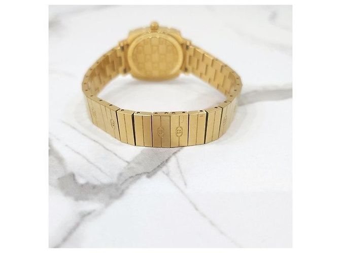Gucci Goldfarbene Metalluhr - Ansicht 6