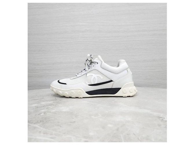 Chanel Weiße Mesh-Tennis-Sneaker - Ansicht 4
