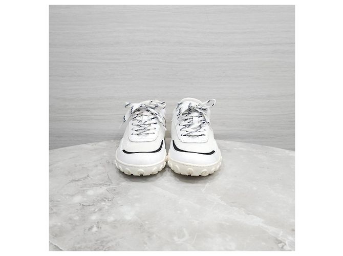 Chanel Weiße Mesh-Tennis-Sneaker - Ansicht 9