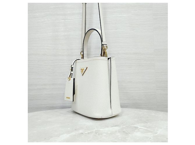 Prada Borsa a spalla tote doppia Panier in Saffiano bianca - vista 12