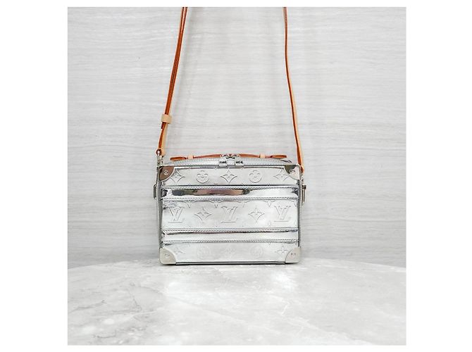 Louis Vuitton Borsa a Tracolla Trunk Argento - vista 12