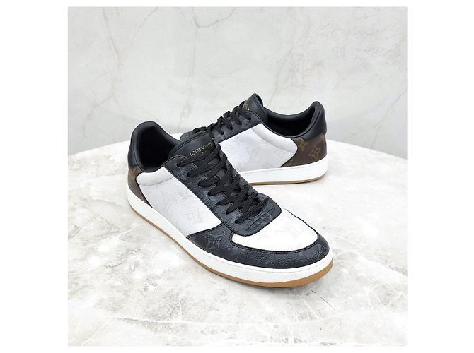 Louis Vuitton Sneakers Monogram Rivoli - vista 8