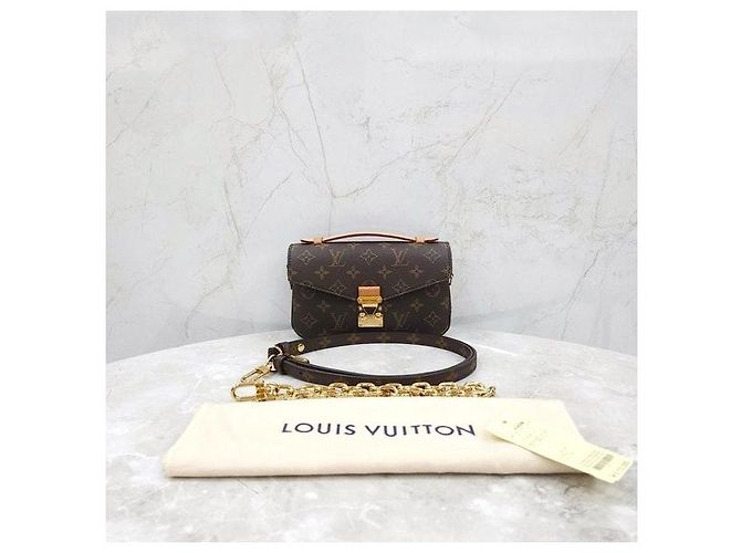 Metis Louis Vuitton Pochette Métis East West - vista 10