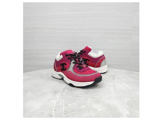 Sneakers Tennis Chanel Verdi in Pelle - vista 3