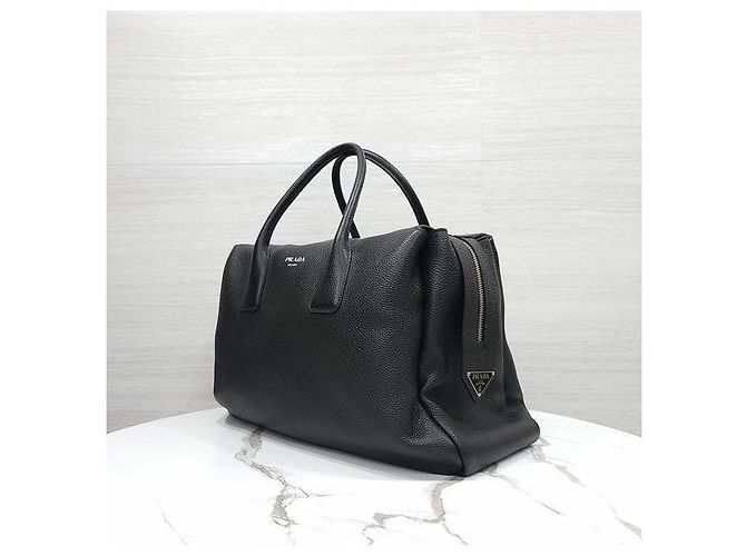 Prada Borsa Tote da Viaggio in Pelle Martellata Logo Nero - vista 2