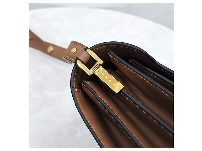 Marni Borsa a tracolla Trunk in vitello Medium - vista 13