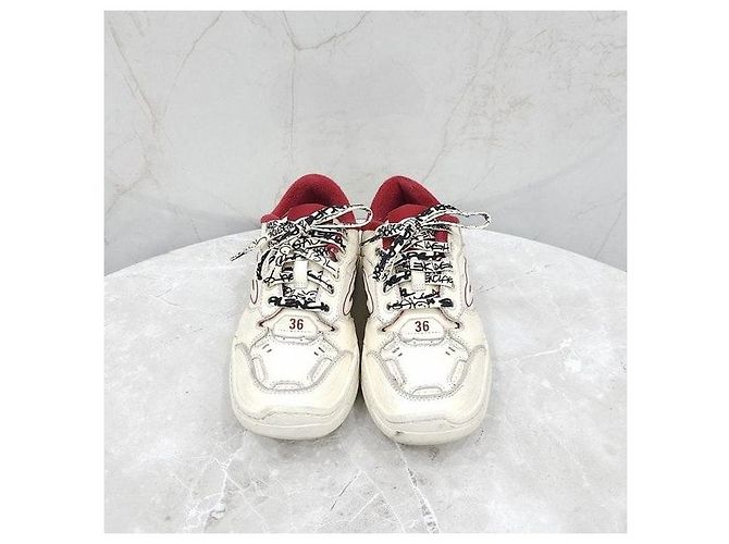 Balenciaga Sneakers Hamptons con logo da donna - vista 2