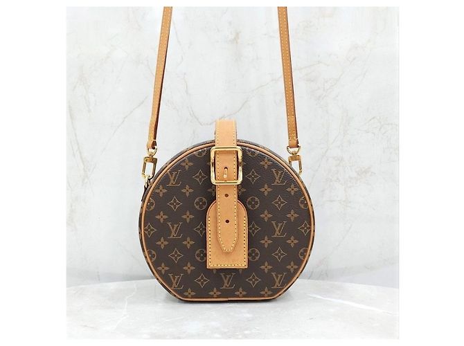 Louis Vuitton Borsa Crossbody Petite Boue Chapeau - vista 12