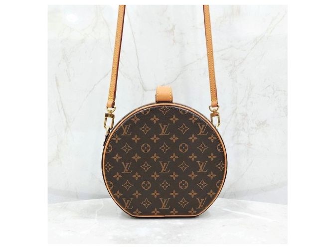 Louis Vuitton Borsa Crossbody Petite Boue Chapeau - vista 14