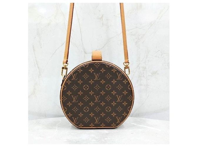Louis Vuitton Borsa Crossbody Petite Boue Chapeau - vista 3