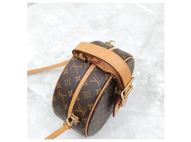 Louis Vuitton Borsa Crossbody Petite Boue Chapeau - vista 5