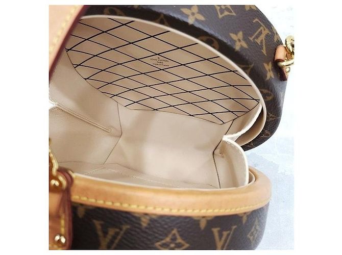 Louis Vuitton Borsa Crossbody Petite Boue Chapeau - vista 8