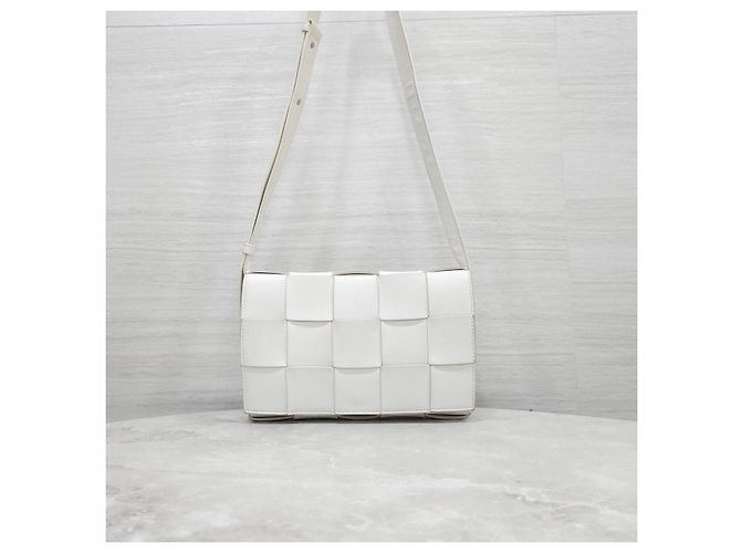 Bottega Veneta Borsa a tracolla Intrecciato Cassette White - vista 10