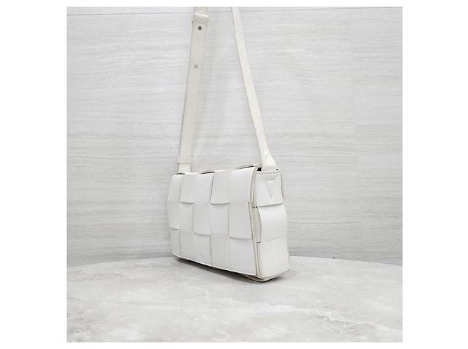 Bottega Veneta Borsa a tracolla Intrecciato Cassette White - vista 2