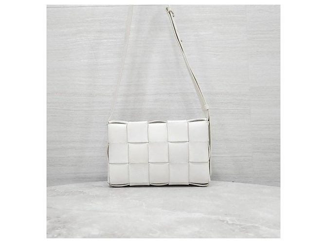 Bottega Veneta Borsa a tracolla Intrecciato Cassette White - vista 3