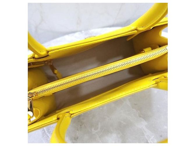 Burberry Picca borsa a spalla Gialla - vista 9