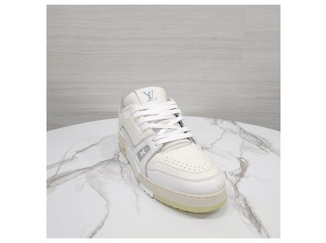 Louis Vuitton Baskets White Trainer - vue 13