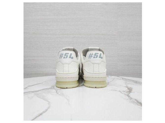 Louis Vuitton Baskets White Trainer - vue 3