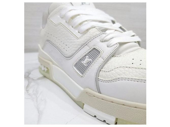 Louis Vuitton Baskets White Trainer - vue 7