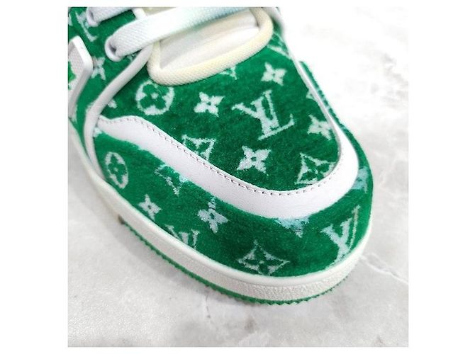Louis Vuitton Sneakers Trainer in Velluto Verde - vista 6