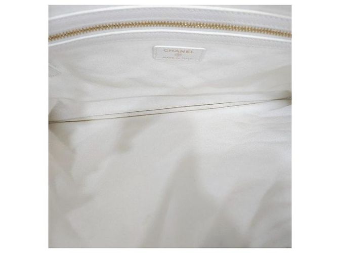 Chanel Classic Clutch Large Caviar White Gold - vista 9