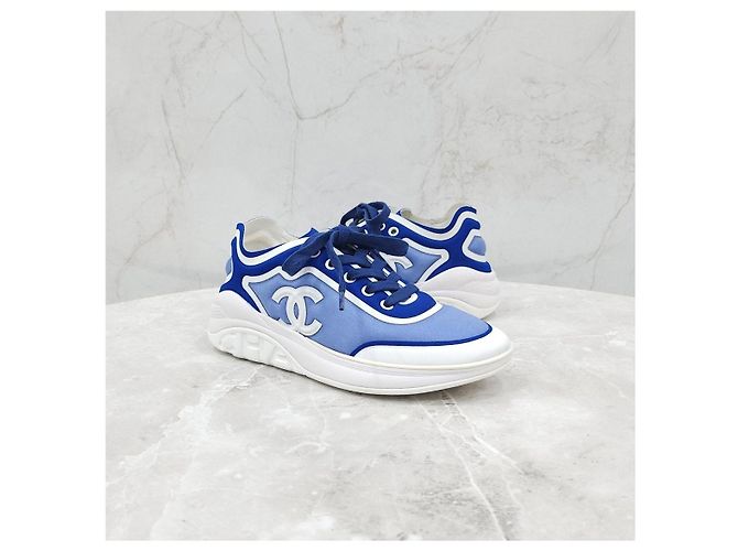 Sneakers Chanel in Lycra e mesh verde - vista 13