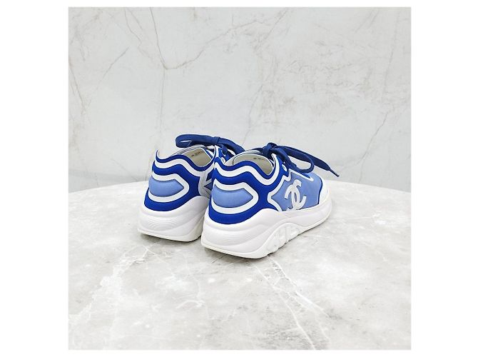 Sneakers Chanel in Lycra e mesh verde - vista 15