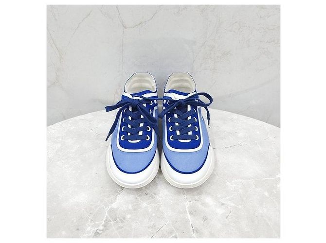 Sneakers Chanel in Lycra e mesh verde - vista 2