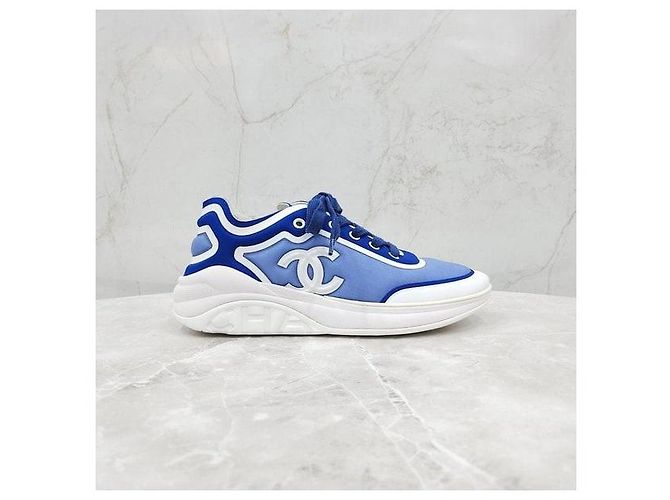Sneakers Chanel in Lycra e mesh verde - vista 6