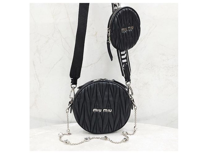 Miu Miu Borsa multi-spalla Round Matelassé Logo Strap - vista 12