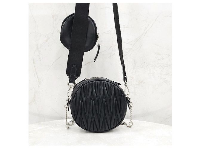 Miu Miu Borsa multi-spalla Round Matelassé Logo Strap - vista 14