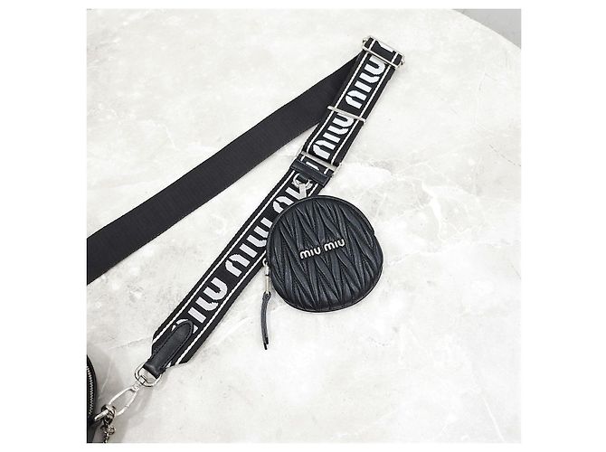 Miu Miu Borsa multi-spalla Round Matelassé Logo Strap - vista 15