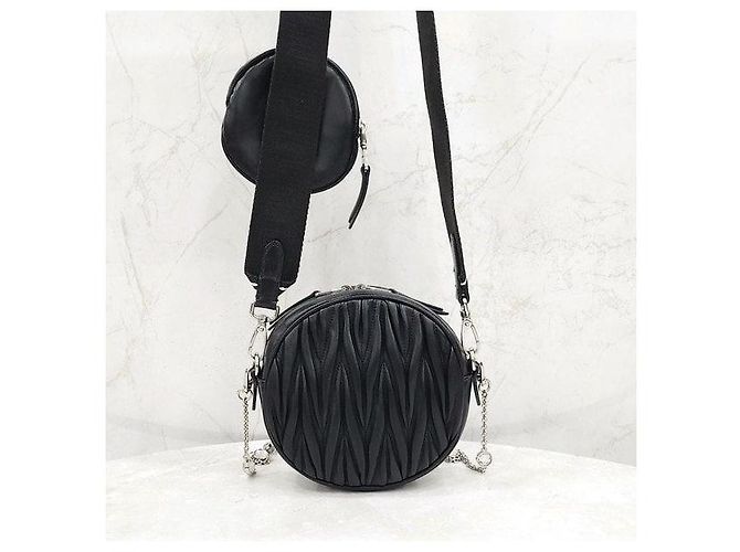 Miu Miu Borsa multi-spalla Round Matelassé Logo Strap - vista 3
