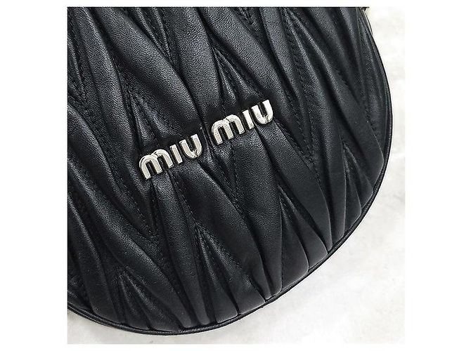 Miu Miu Borsa multi-spalla Round Matelassé Logo Strap - vista 4