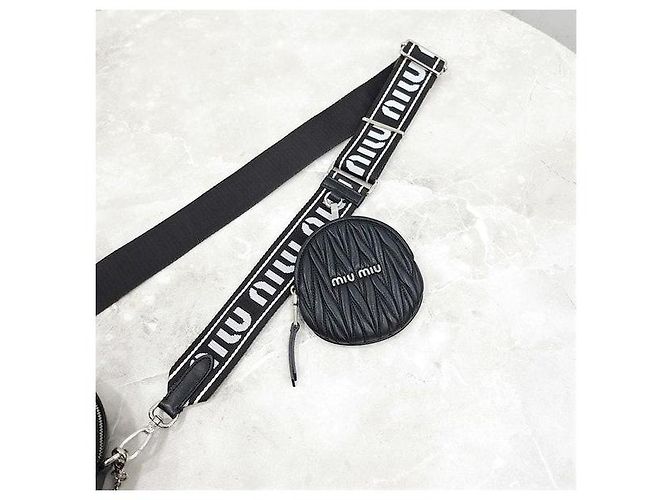 Miu Miu Borsa multi-spalla Round Matelassé Logo Strap - vista 5