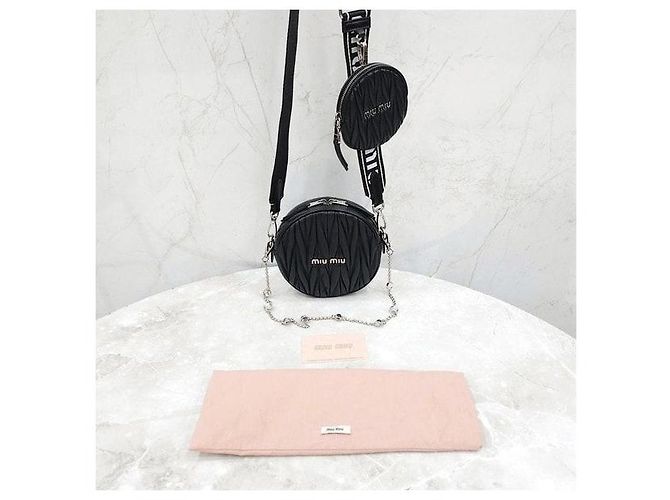 Miu Miu Borsa multi-spalla Round Matelassé Logo Strap - vista 9