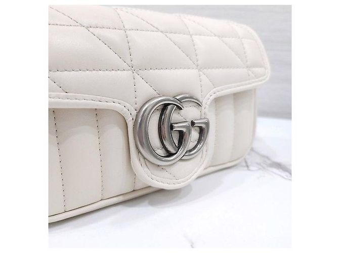 Gucci Borsa Super Mini con catena GG Marmont Matelassé - vista 5