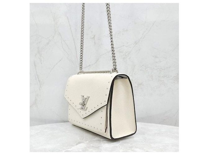 Louis Vuitton Borsa a tracolla My Lockme BB Chain Cream - vista 2