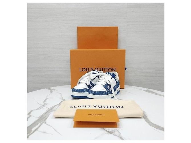 Louis Vuitton Sneakers Trainer Monogram Denim Blue - vista 8
