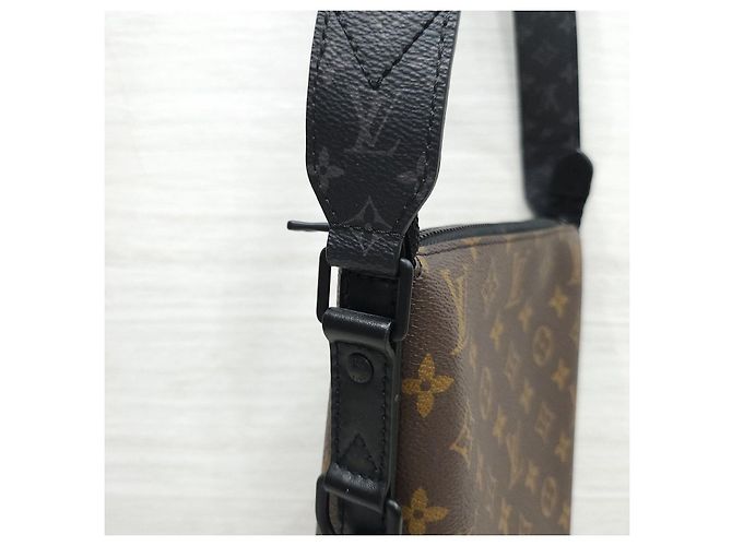 Louis Vuitton Borsa Messenger Monogram Cruiser - vista 14