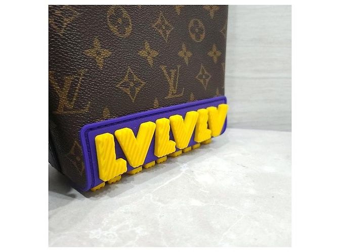 Louis Vuitton Borsa Messenger Monogram Cruiser - vista 6