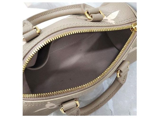 Louis Vuitton Nano Speedy Monogram Borsa a mano - vista 9