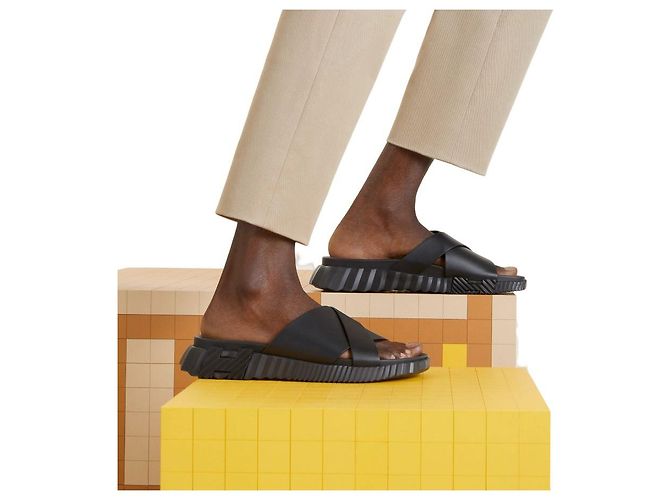 Sandali Hermès Infra in pelle nera - vista 4