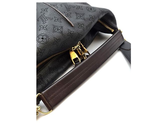 Louis Vuitton Mahina Selene MM Black - vista 12