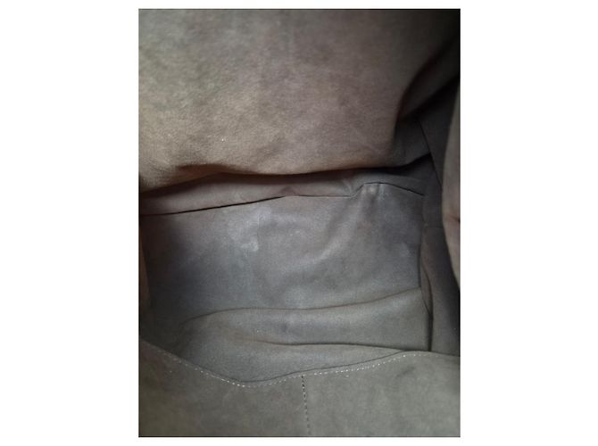 Louis Vuitton Mahina Selene MM Black - vista 17