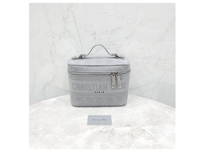 Dior Graue Cannage Travel Vanity - Ansicht 9