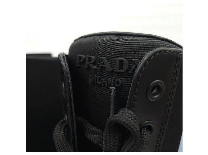 Prada Stivaletti stringati in Re-Nylon e pelle spazzolata - vista 6