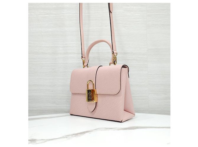 Louis Vuitton Borsa a tracolla Rocky BB Epi Rose Ballerine - vista 11